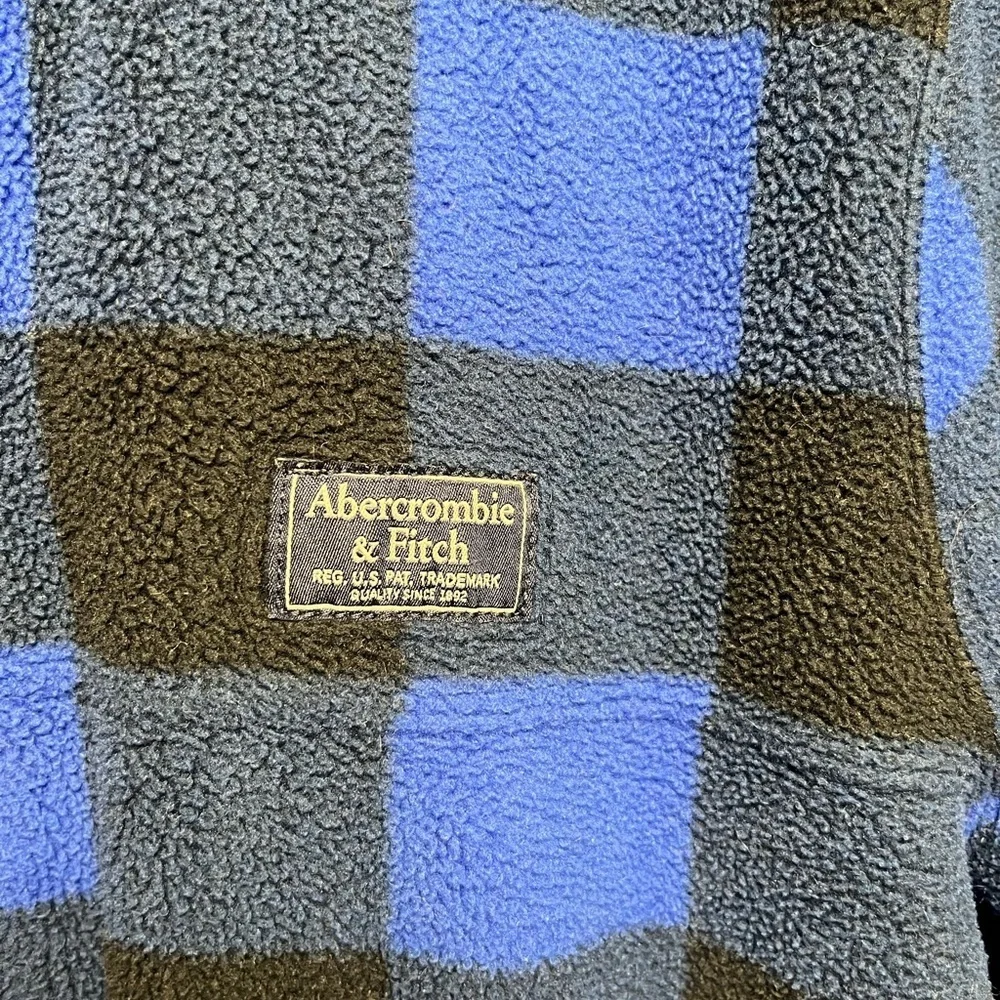 Abercrombie & Fitch 2016 Collection Blue & Black Buffalo Plaid Full Zip Fleece - Picture 6 of 11